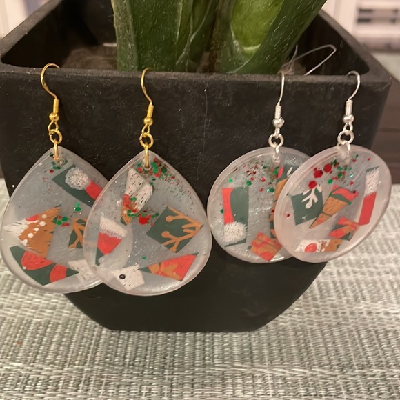 XMAS Handmade Festive Large Holiday Earrings White Circle - Picture 10 of 10